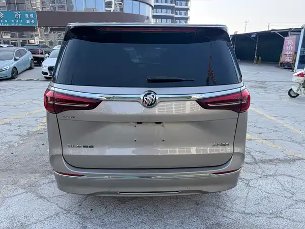Buick GL8 2022