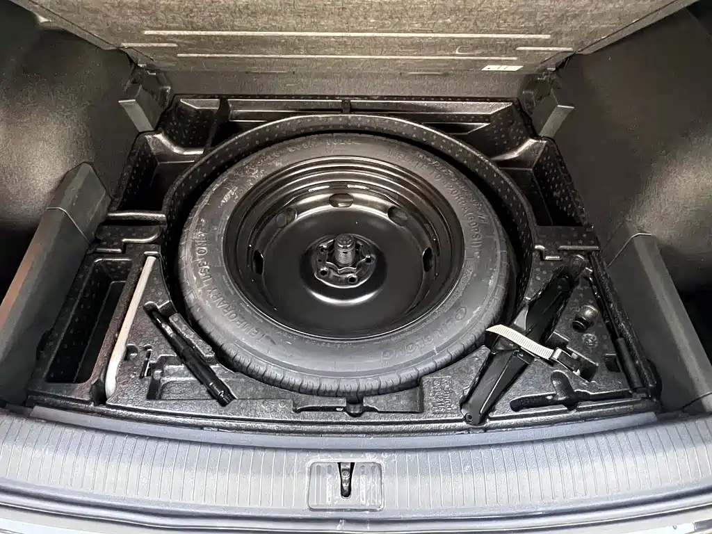 Volkswagen Tiguan L 2023 — фото 3