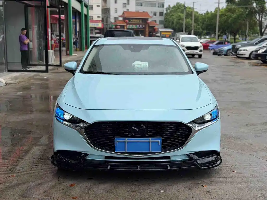 Mazda 3 Axela 2021