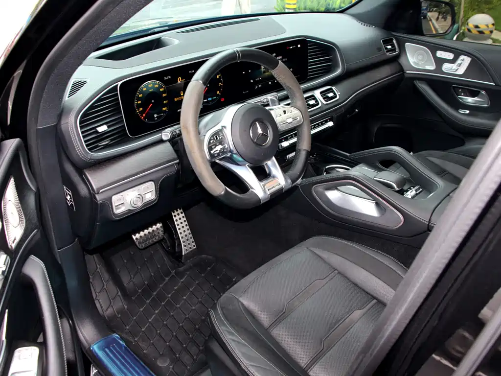 Mercedes-Benz GLE AMG 2024 — фото 4