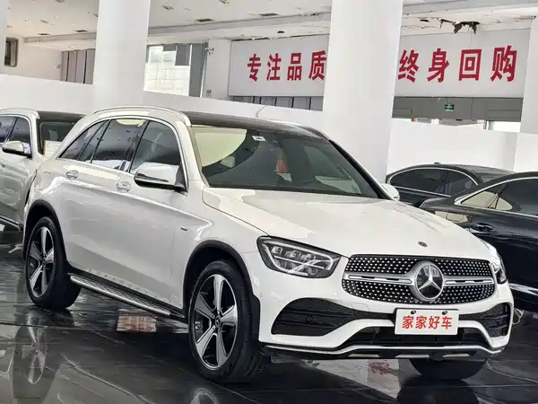Mercedes-Benz GLC 2023