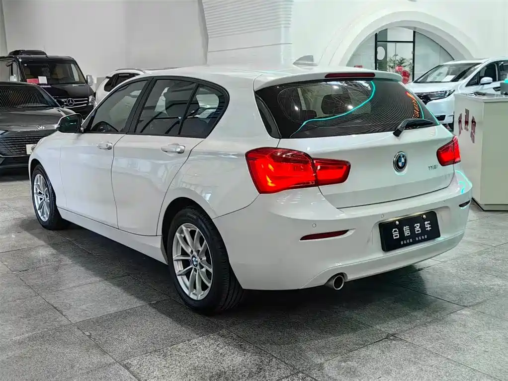 BMW 1 Series 2017 — фото 4