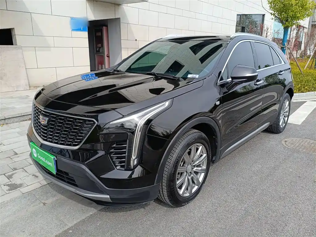Cadillac XT4 2020 — фото 1