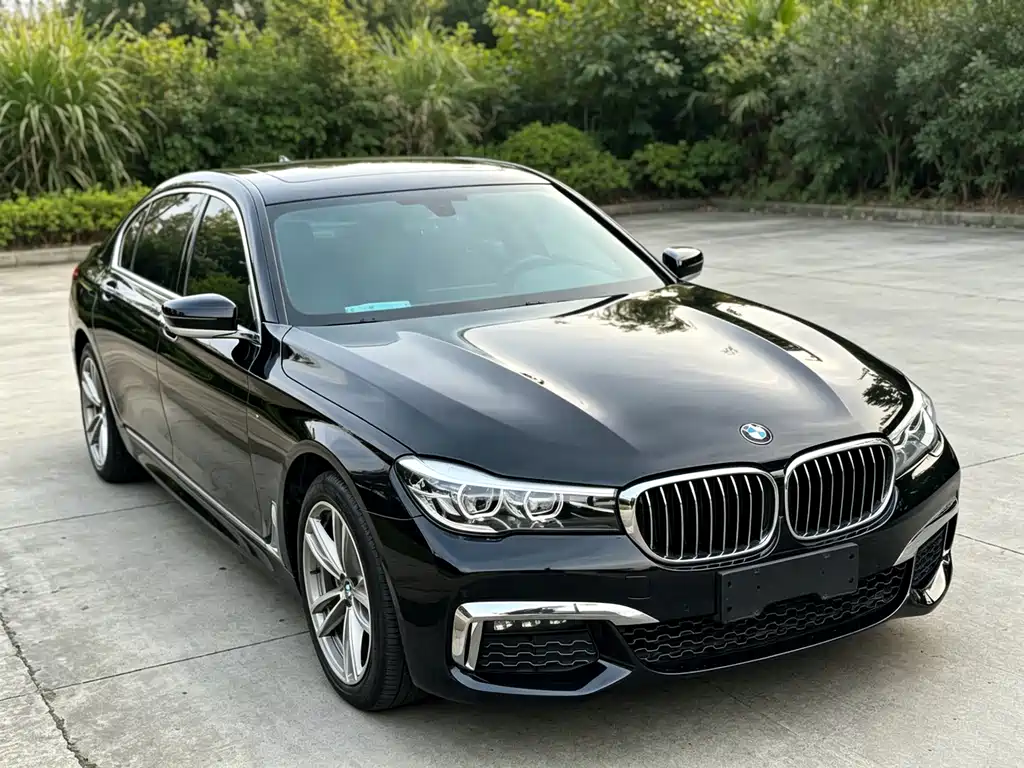 BMW 7 Series 2019 — фото 3