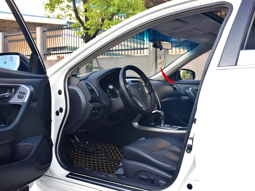 Nissan Teana 2014