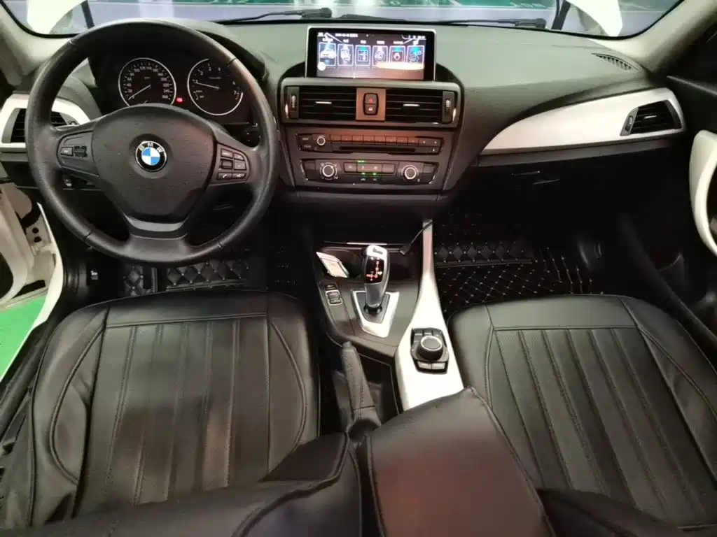 BMW 1 Series 2015 — фото 10