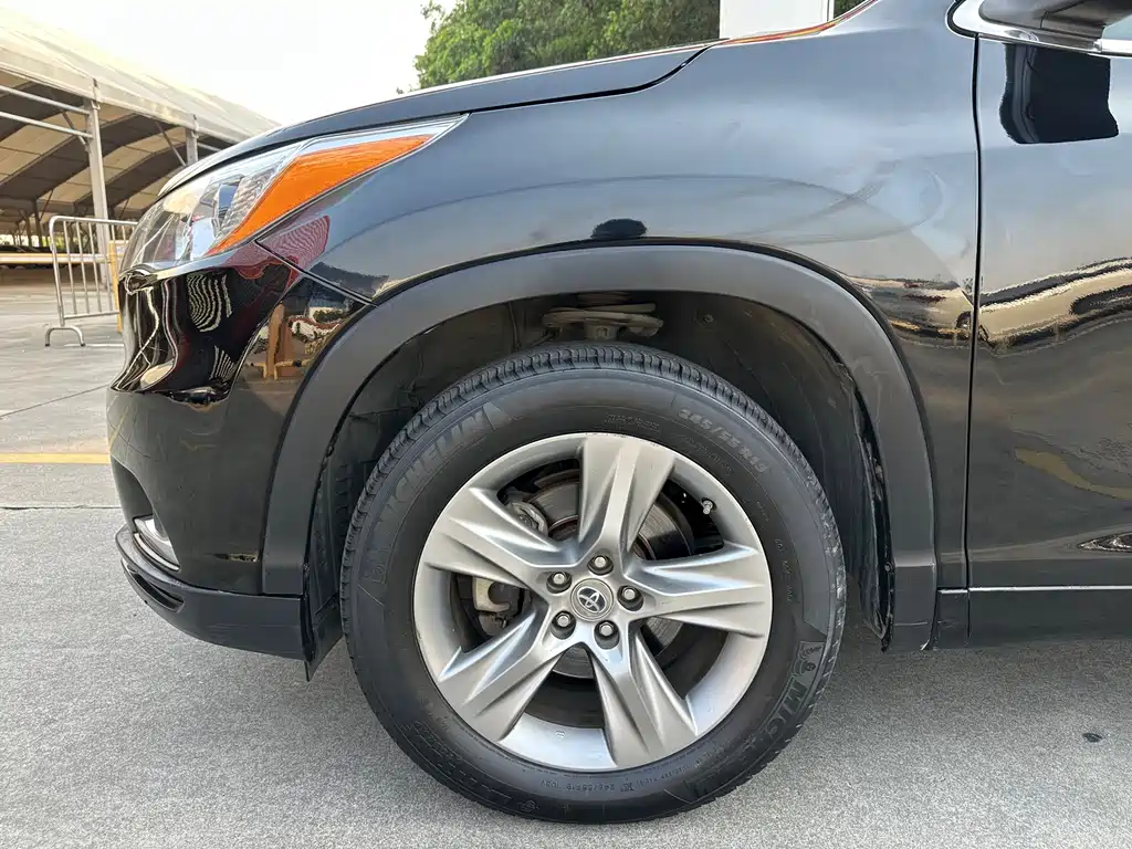 Toyota Highlander 2016 — фото 15