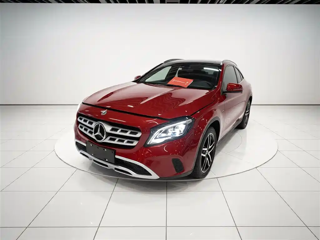 Mercedes-Benz GLA 2018 — фото 1