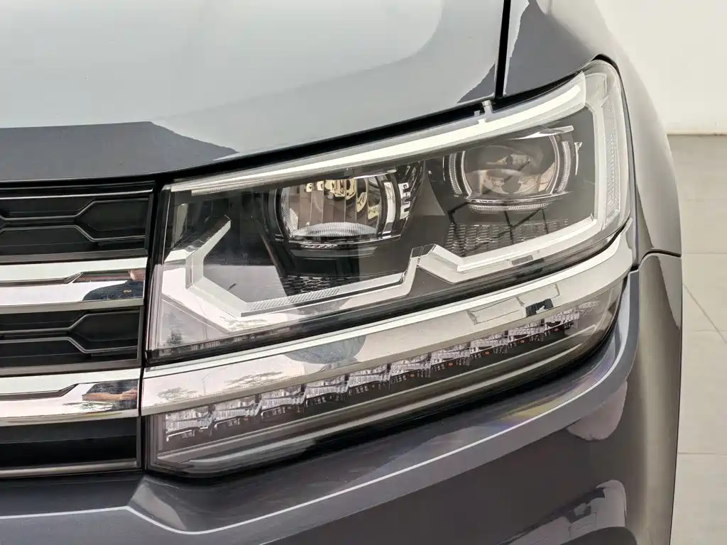 Volkswagen Tharu 2020