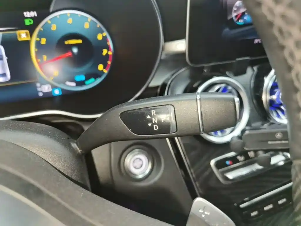 Mercedes-Benz C-Class 2020 — фото 14