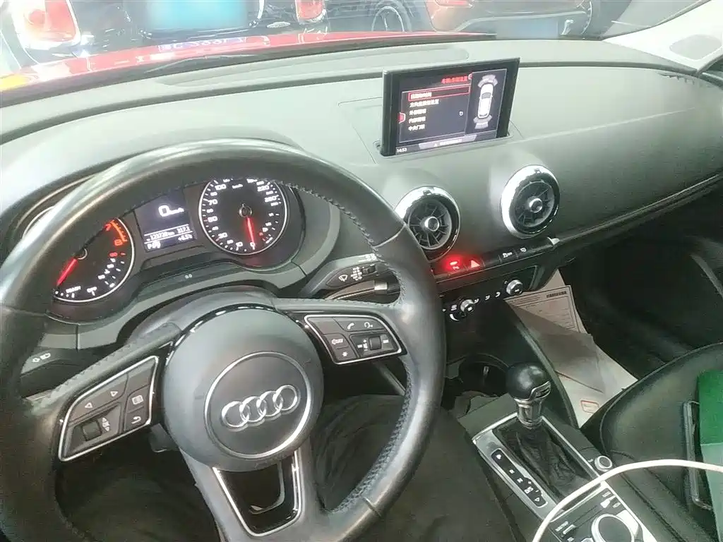 Audi A3 2018 — фото 12