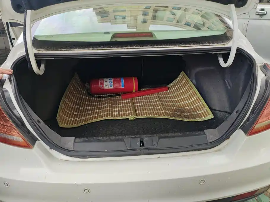 Geely Emgrand 2014