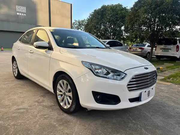 Ford Escort 2018