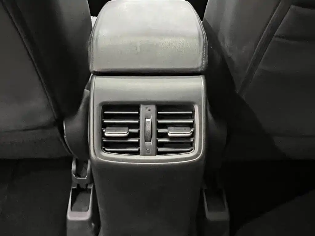 Honda Jade 2017 — фото 19