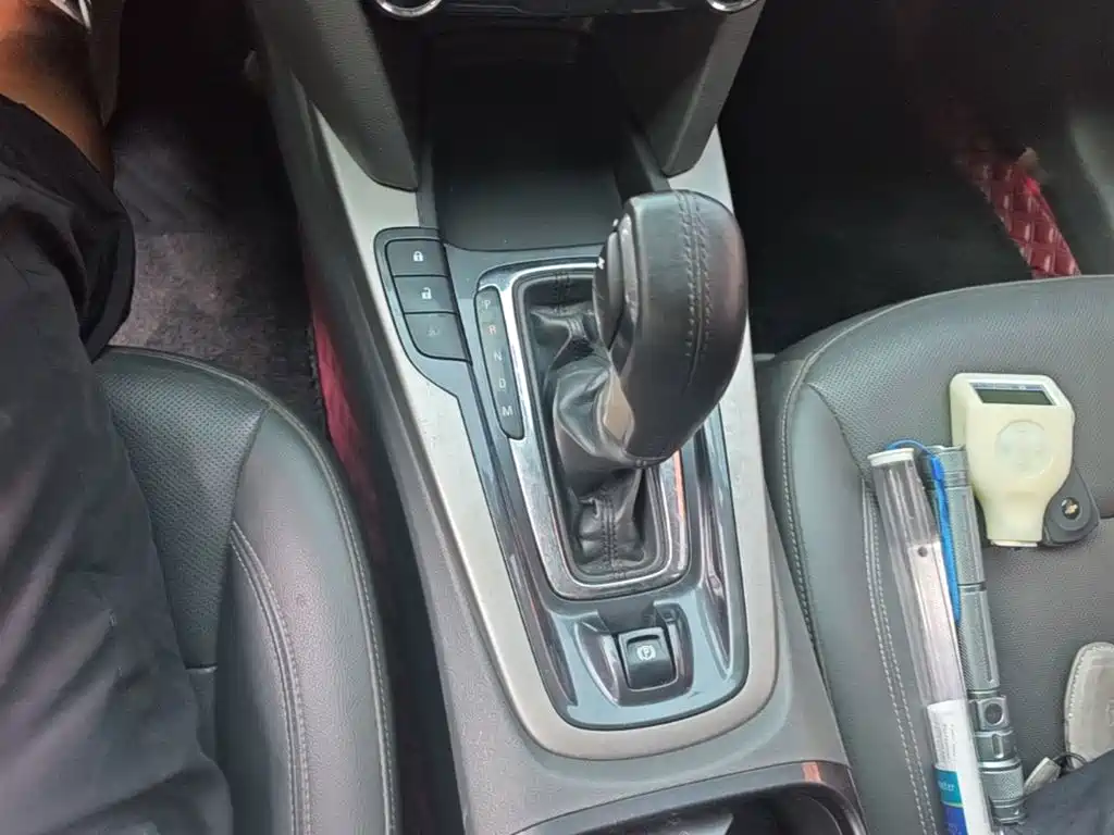Chevrolet Malibu 2016 — фото 14
