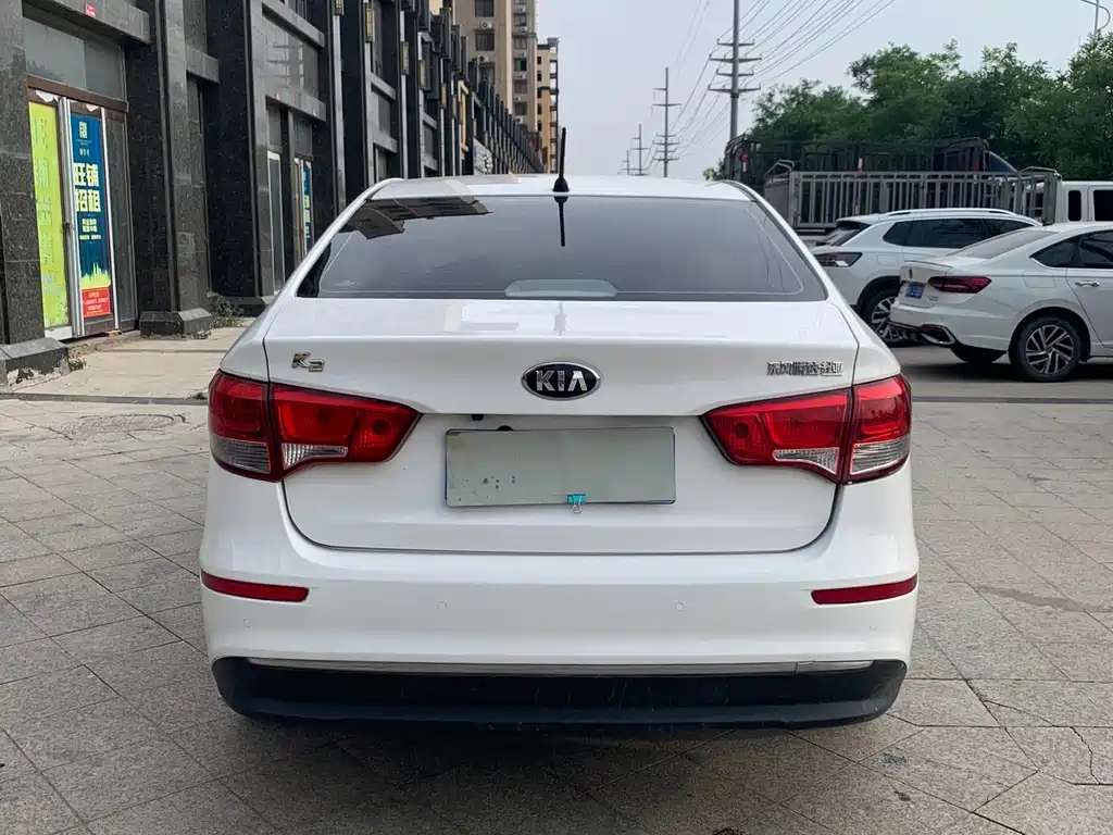 Kia K2 2015