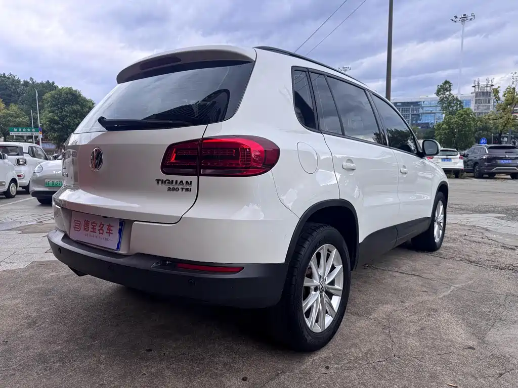 Volkswagen Tiguan 2019 — фото 11