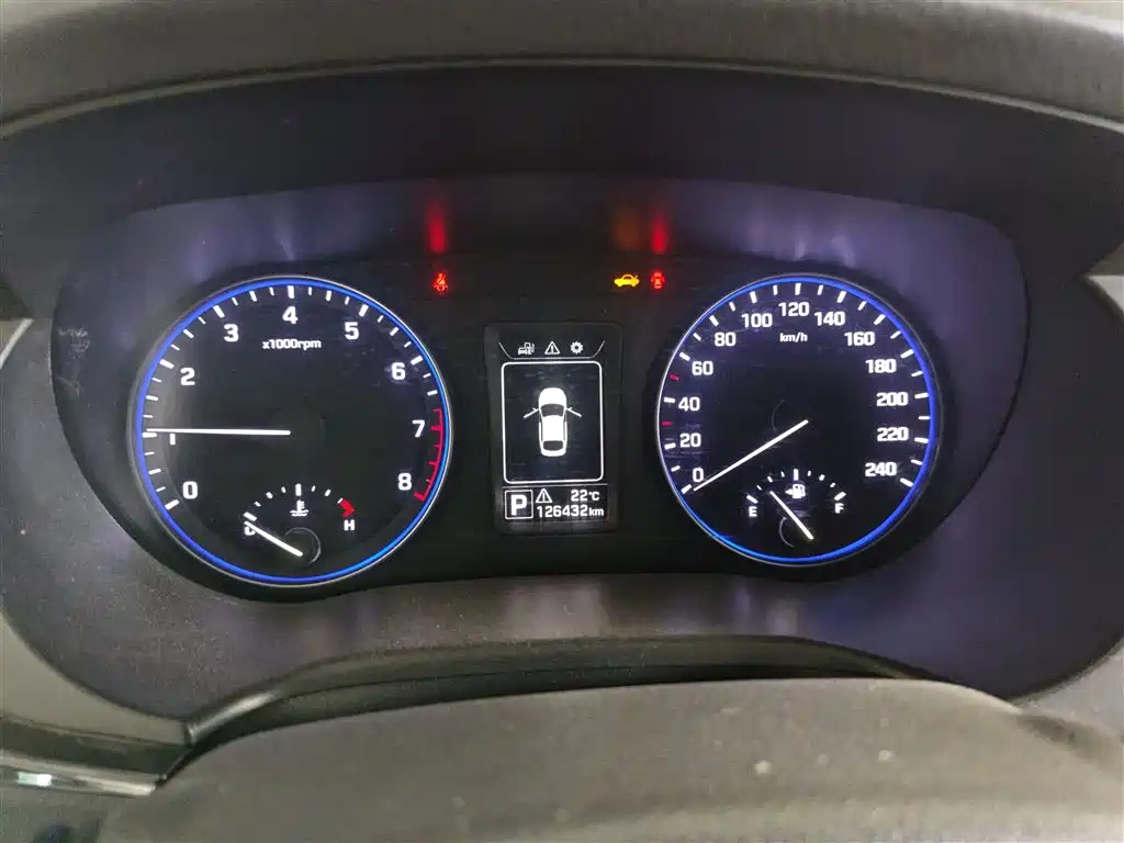 Hyundai Mistra 2015 — фото 12