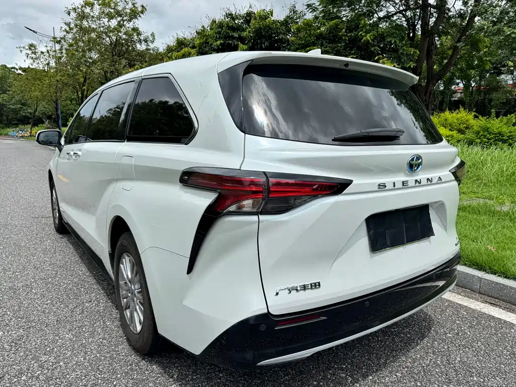 Toyota Sienna 2022