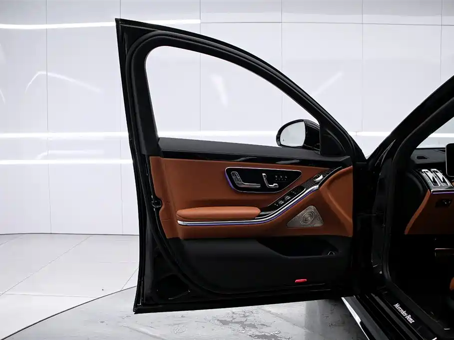 Mercedes-Benz S-Class 2024 — фото 11