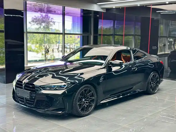 BMW M4 2024