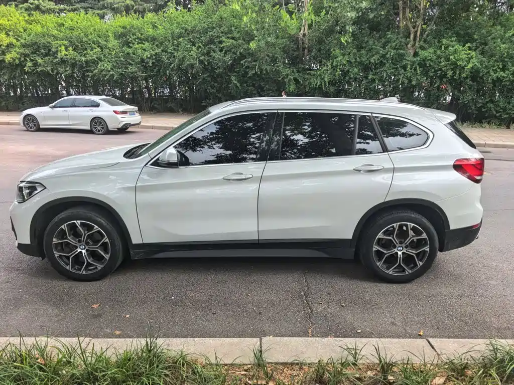 BMW X1 2021 — фото 14