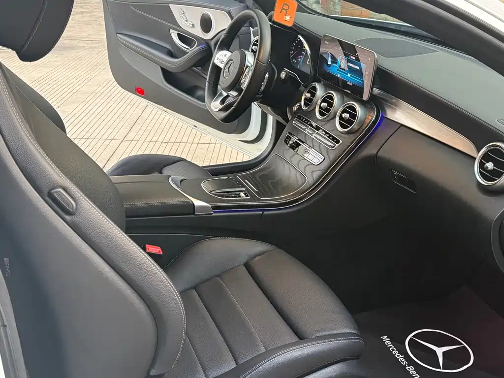 Mercedes-Benz C-Class 2020 — фото 10