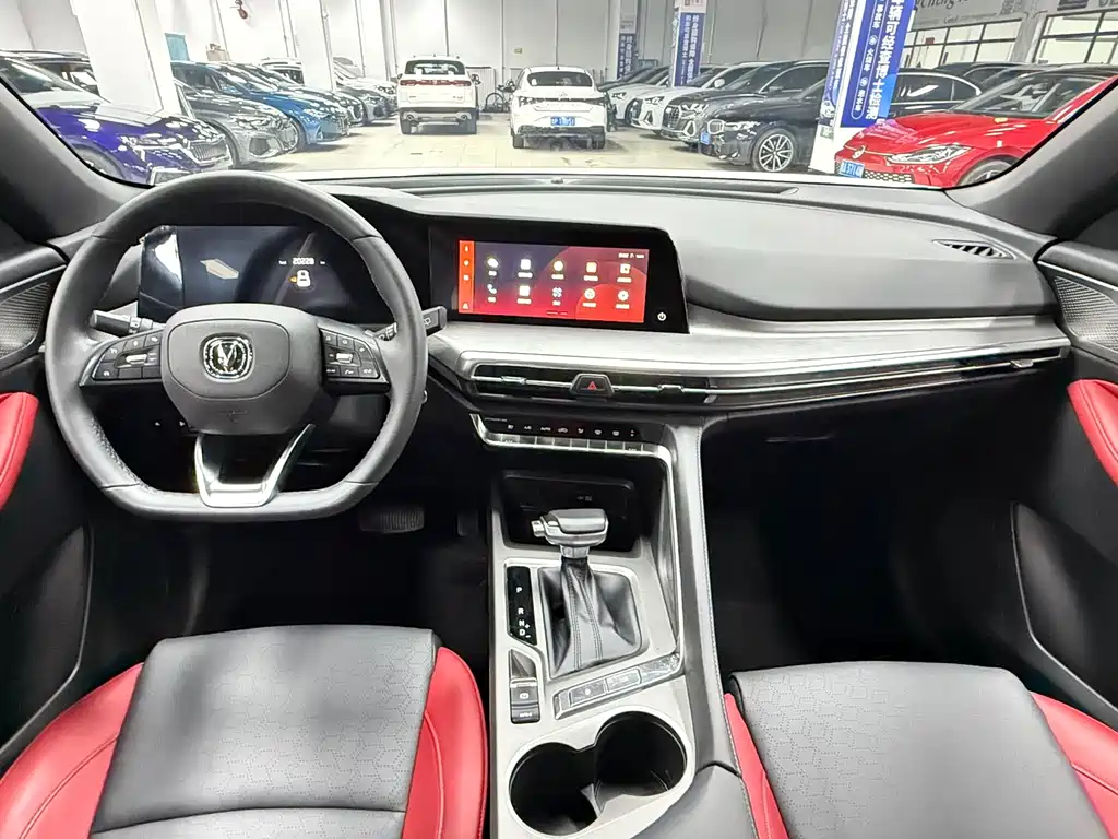 Changan CS35PLUS 2022 — фото 19