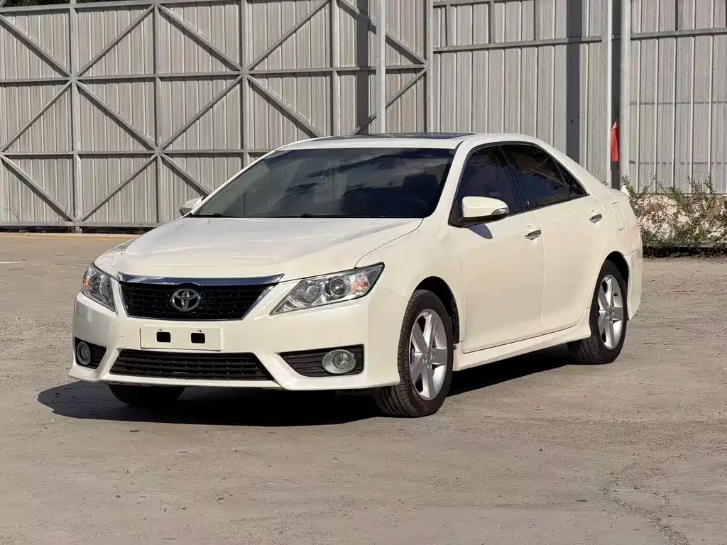 Toyota Camry 2013