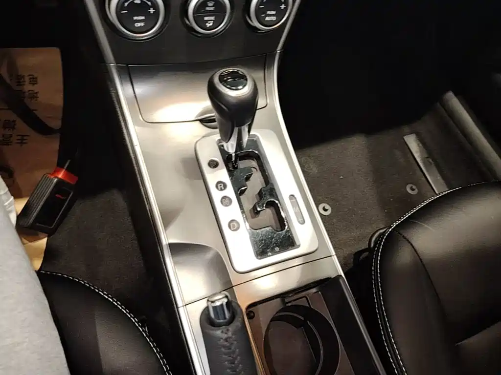 Mazda 6 2015 — фото 14