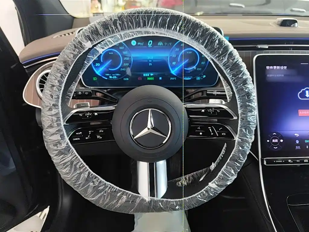 Mercedes-Benz EQE SUV 2026 — фото 11