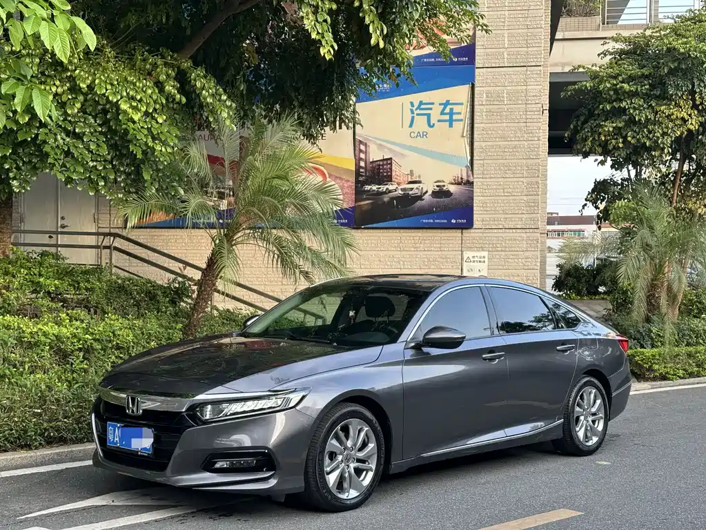Honda Accord 2021 — фото 1