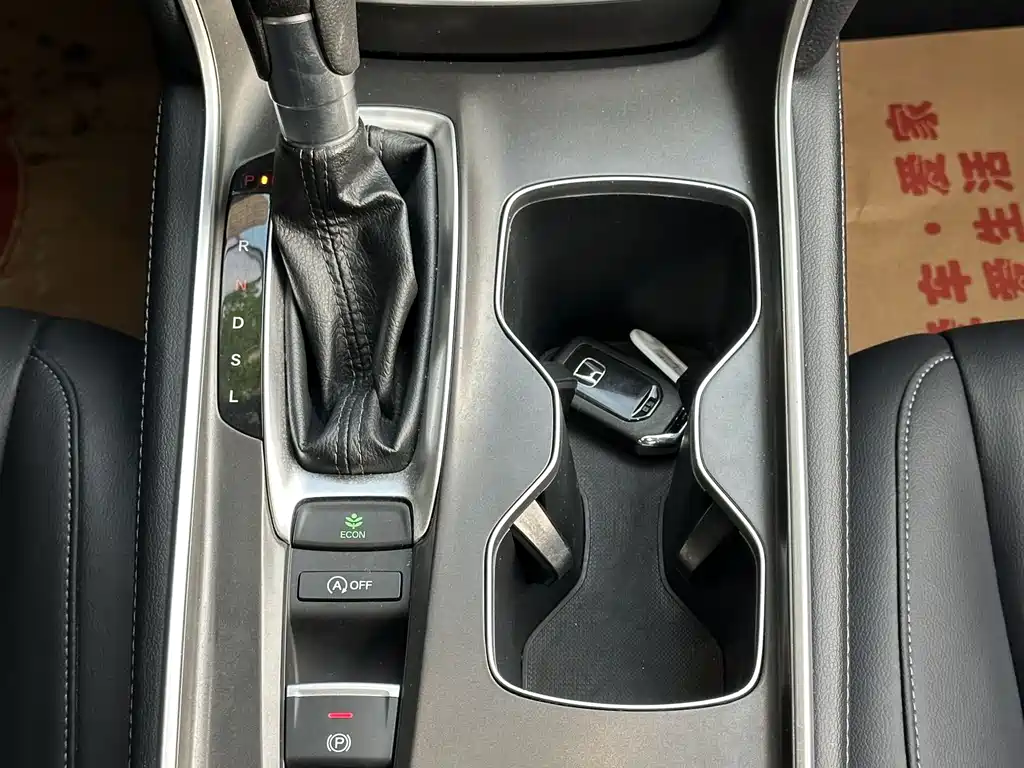 Honda Accord 2021 — фото 20