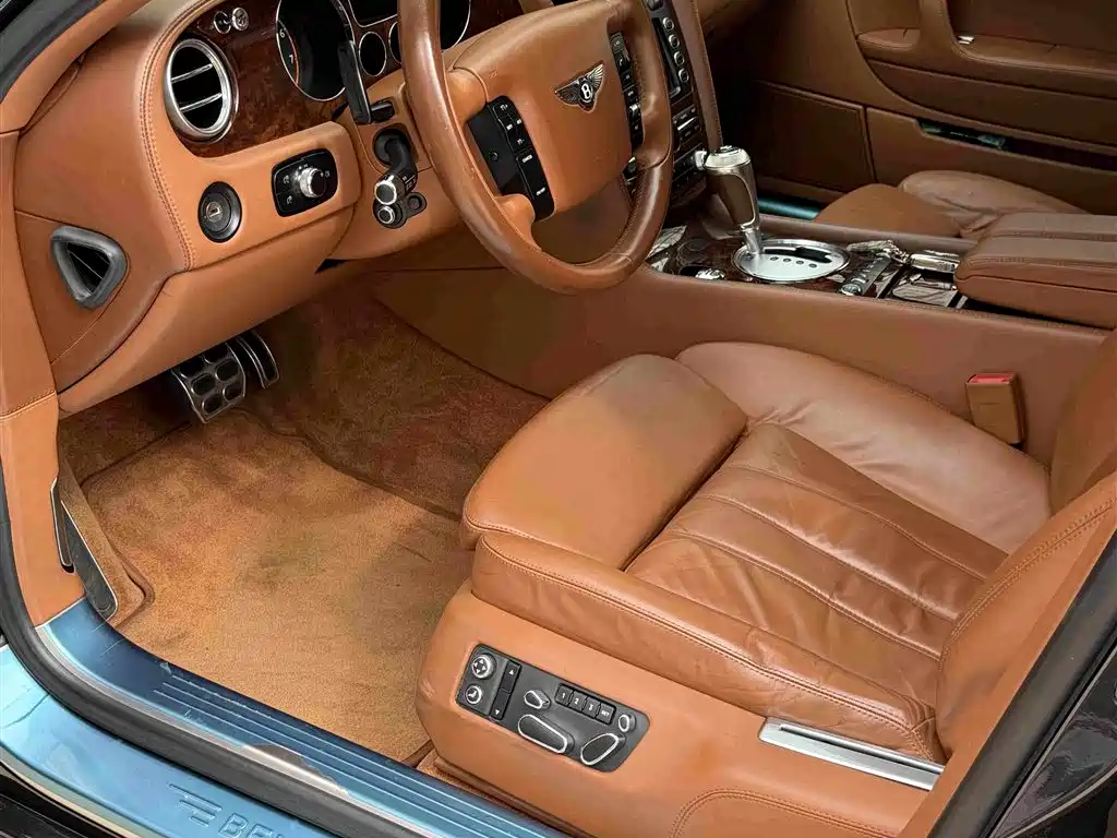 Bentley Flying Spur 2008 — фото 4