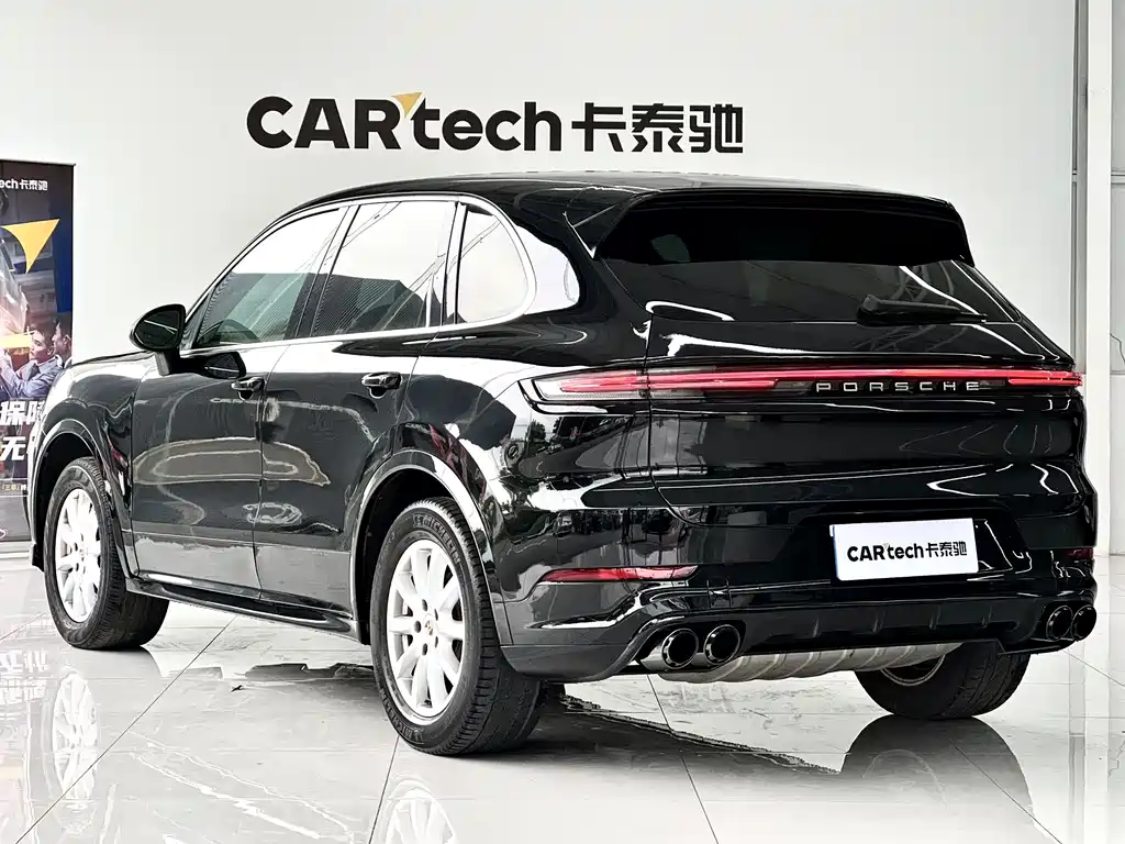 Porsche Cayenne 2012 — фото 10