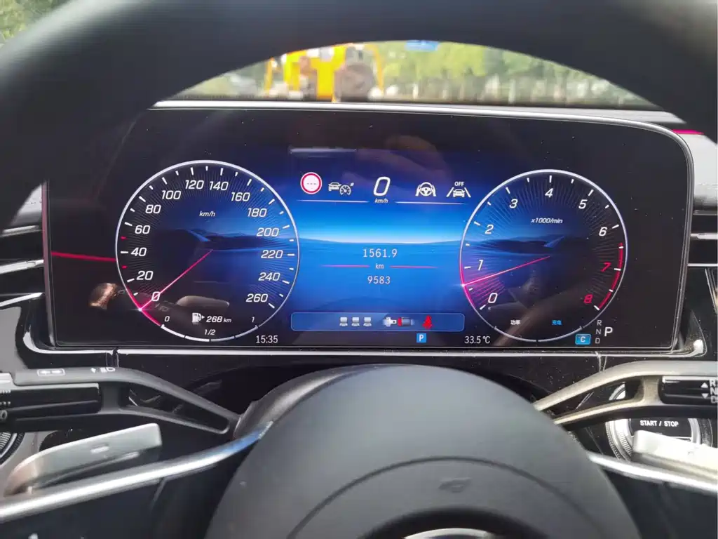 Mercedes-Benz E-Class 2025