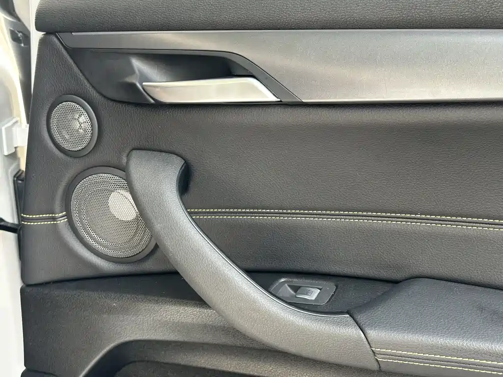 BMW X2 2023 — фото 21
