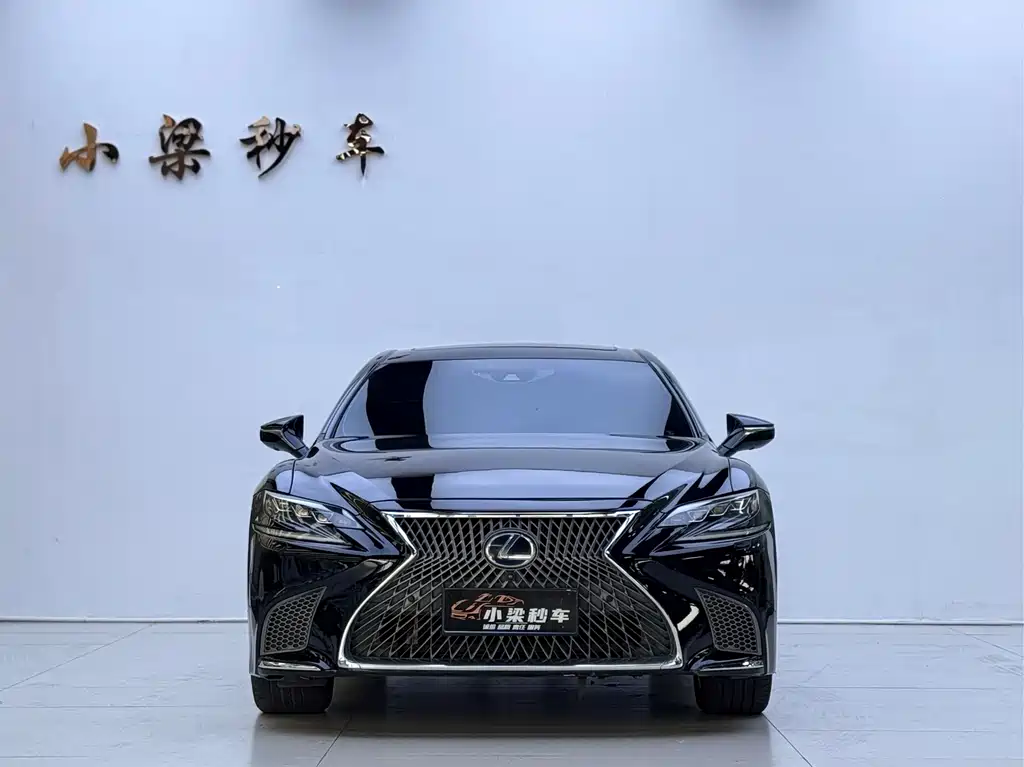 Lexus LS 2020 — фото 2