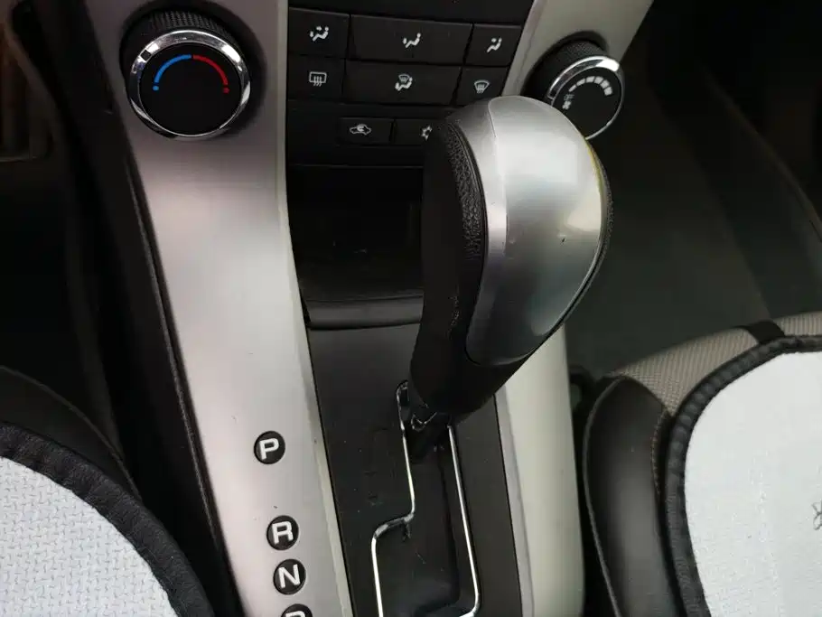 Chevrolet Cruze 2013 — фото 16