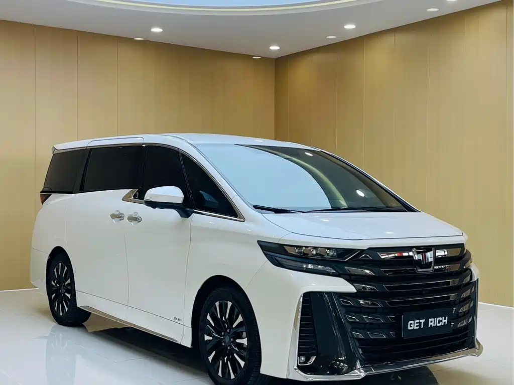 Toyota Vellfire 2025 — фото 3