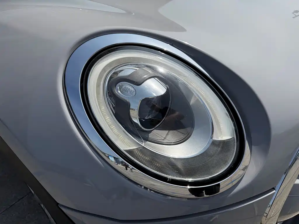 MINI Clubman 2016 — фото 9