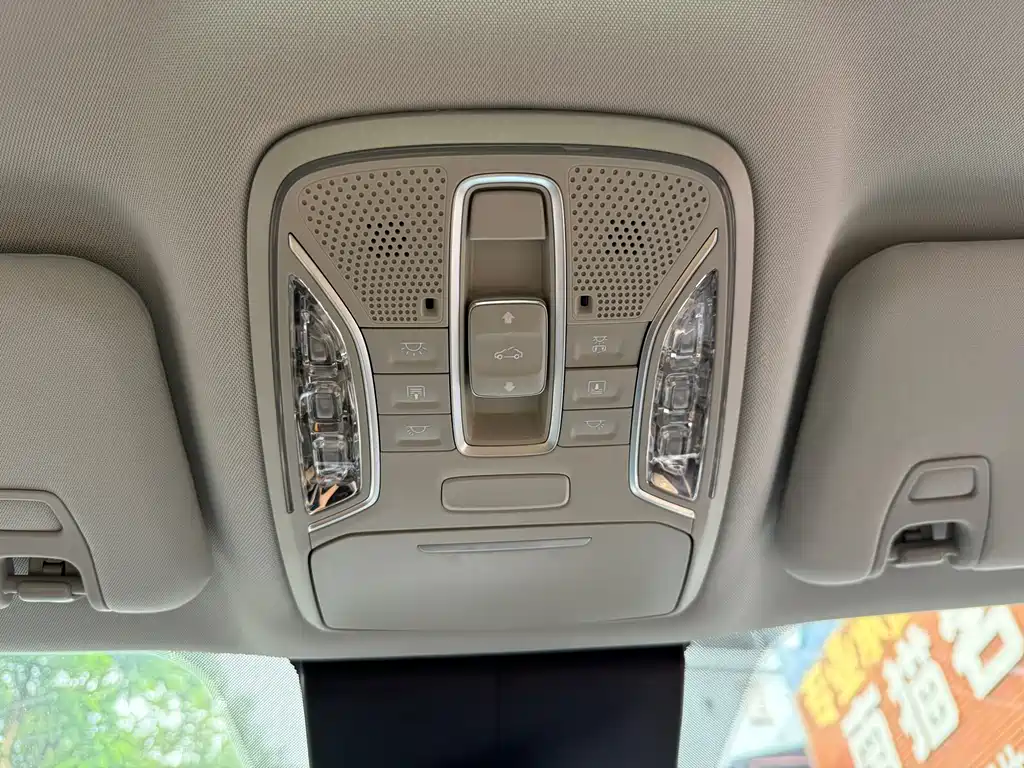 GAC Motor Trumpchi M6 2021 — фото 17