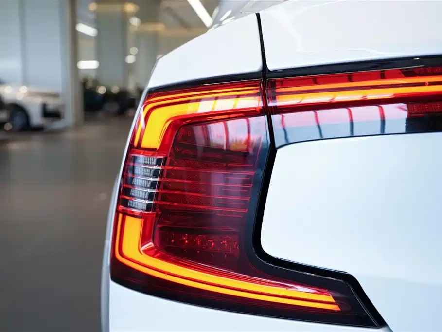 Volvo S90 2023 — фото 14