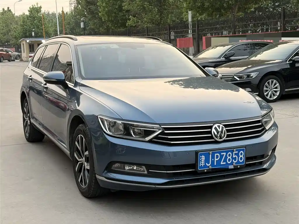 Volkswagen Viloran 2017 — фото 2