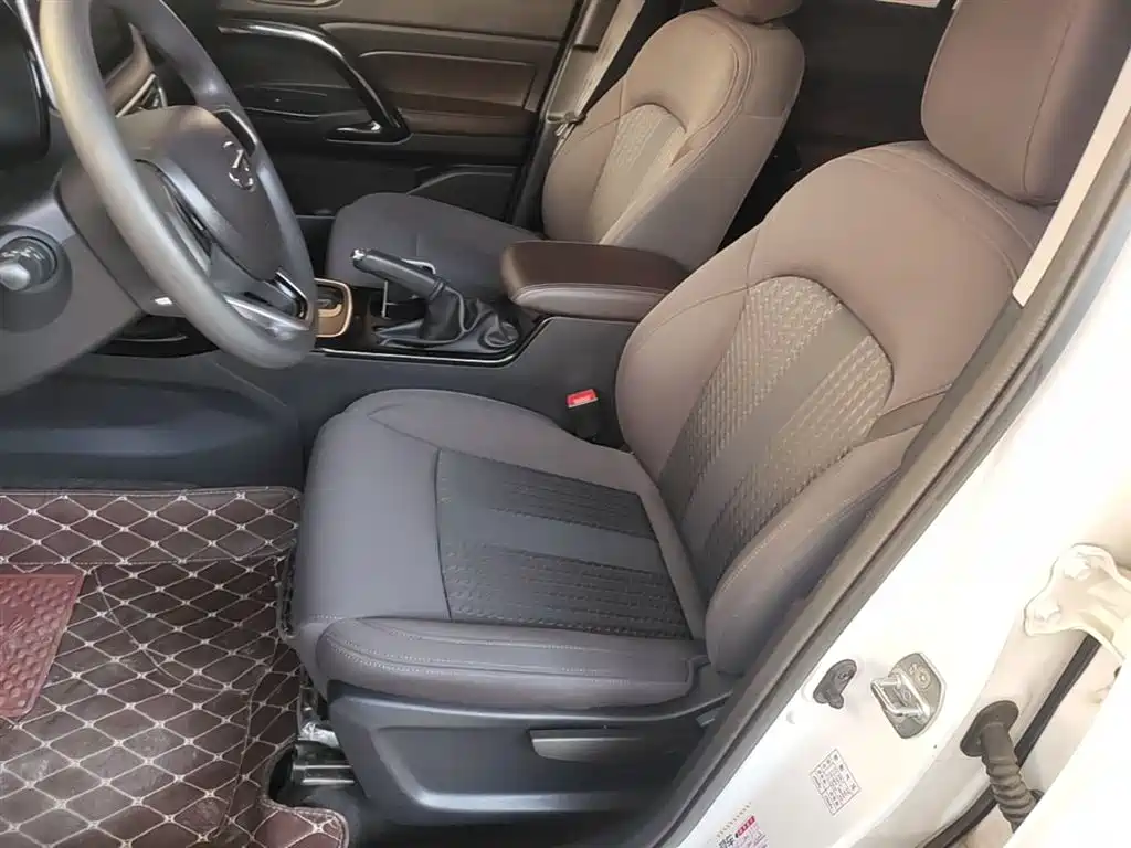 GAC Motor Trumpchi GS4 2019 — фото 15