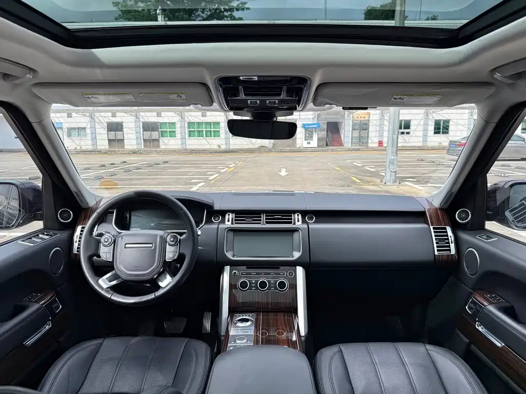 Land Rover Range Rover 2017 — фото 11