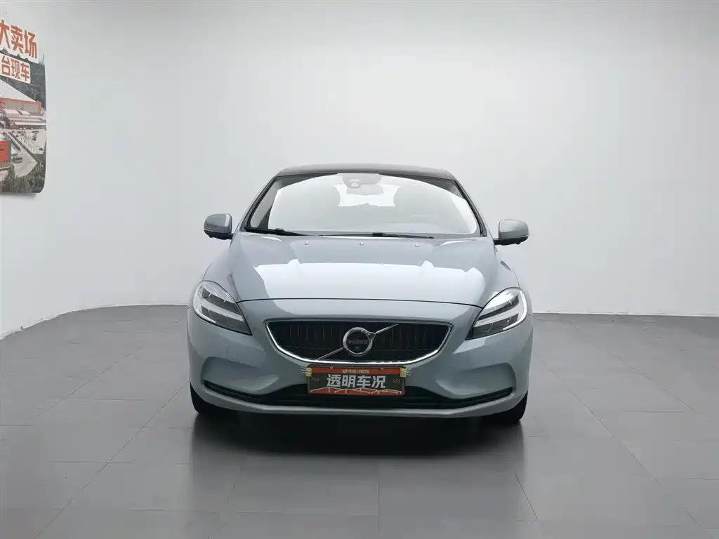 Volvo V40 2018 — фото 3