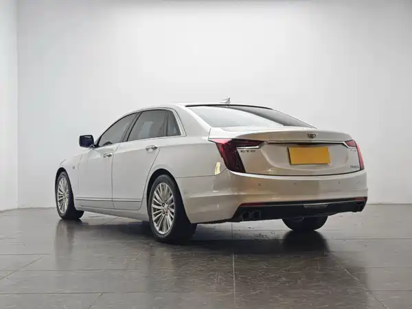 Cadillac CT6 2021