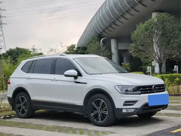 Volkswagen Tiguan L 2020