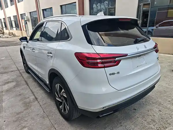 Hongqi HS5 2023